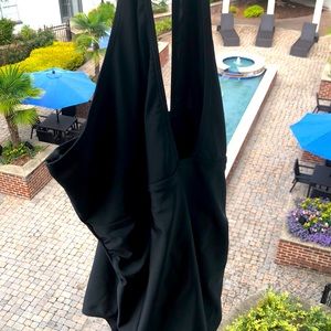 Black swimsuit with tummy control, beautiful shoulders and nice cleavage